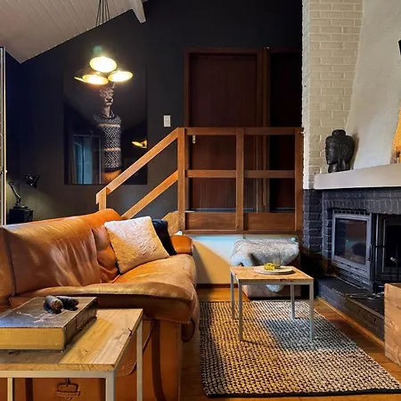 Hébergement de vacances Cozy Durbuy With Fireplace