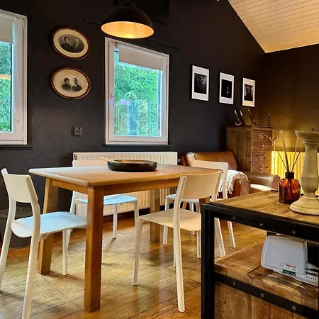Hébergement de vacances Cozy Durbuy With Fireplace Dochamps